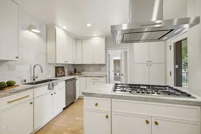 168 Lamour Drive, La Canada Flintridge, CA 91011 - Photo 18