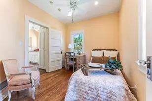 704 S Oakland Ave, Pasadena, CA 91106 - Photo 48