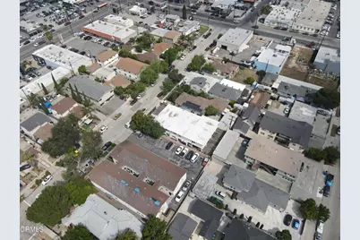 6722 Troost Avenue, Los Angeles, CA 91606 - Photo 12