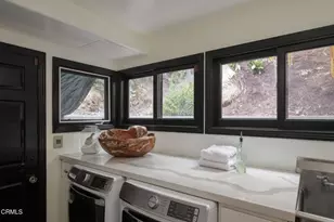 1411 Edgehill Pl, Pasadena, CA 91103 - Photo 46