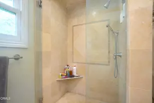 1095 Linda Glen Dr, Pasadena, CA 91105 - Photo 36