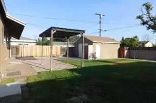 15108 Blackhawk St, Los Angeles, CA 91345 - Photo 24