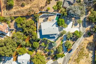 10272 Willow Springs Ln, Sunland, CA 91040 - Photo 52