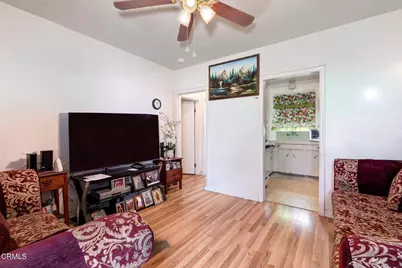 424 W Arbor Vitae Street, Inglewood, CA 90301 - Photo 26