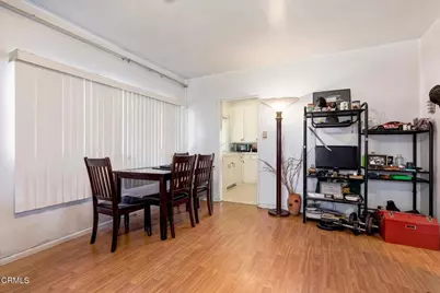 424 W Arbor Vitae Street, Inglewood, CA 90301 - Photo 10