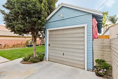 424 W Arbor Vitae Street, Inglewood, CA 90301 - Photo 32