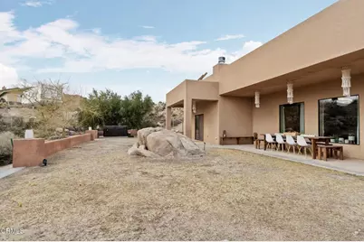 6220 Farrelo Road, Yucca Valley, CA 92284 - Photo 32