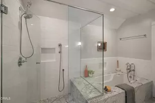 1110 Armada Dr, Pasadena, CA 91103 - Photo 20