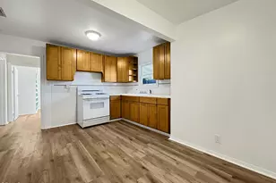 10230 Jardine Ave, Sunland, CA 91040 - Photo 4