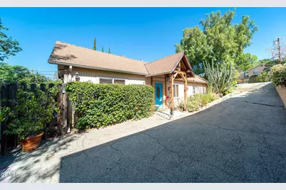 8950 Oswego Street, Los Angeles, CA 91040 - Photo 2