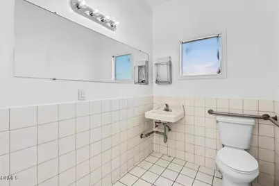 7969 Foothill Boulevard #7969, Los Angeles, CA 91040 - Photo 14