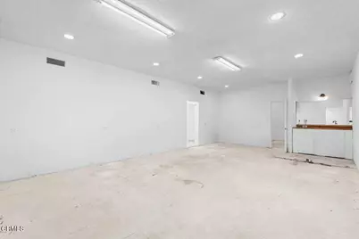 7969 Foothill Boulevard #7969, Los Angeles, CA 91040 - Photo 4
