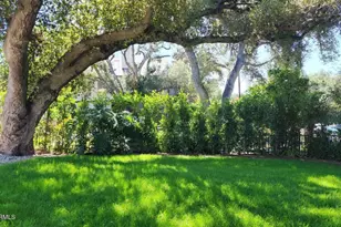 3359 Mills Ave, La Crescenta, CA 91214 - Photo 32