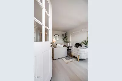 1260 Marthas Vineyard Court, Ventura, CA 93001 - Photo 8