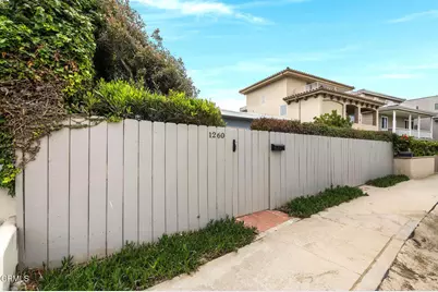 1260 Marthas Vineyard Court, Ventura, CA 93001 - Photo 4