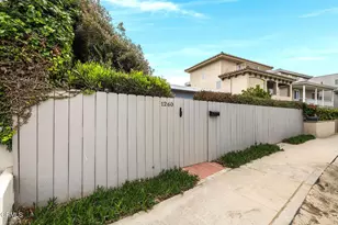 1260 Marthas Vineyard Ct, Ventura, CA 93001 - Photo 4