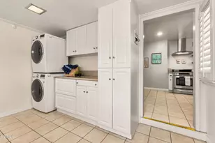 163 N Lincoln Pl, Monrovia, CA 91016 - Photo 20