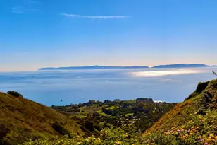 8 Burrell Ln, Rancho Palos Verdes, CA 90275 - Photo 2