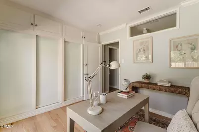 2061 N Roosevelt Avenue, Altadena, CA 91001 - Photo 30