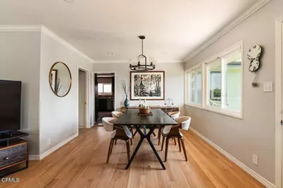 2061 N Roosevelt Avenue, Altadena, CA 91001 - Photo 12