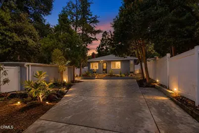 15113 Calle Los Elegantes, Santa Clarita, CA 91390 - Photo 2