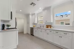 1102 Bella Vista Ave, Pasadena, CA 91107 - Photo 10