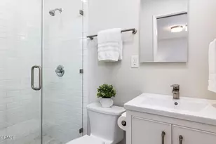 960 W Benwood St, Covina, CA 91722 - Photo 16