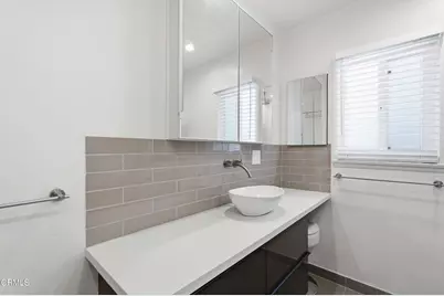 5236 Bellingham Avenue, Los Angeles, CA 91607 - Photo 38