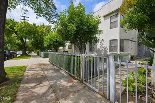 847 N Raymond Ave, Pasadena, CA 91103 - Photo 2