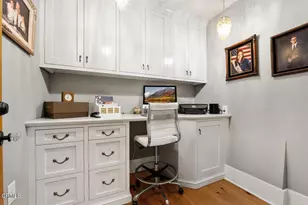 1866 Las Lunas St, Pasadena, CA 91107 - Photo 24