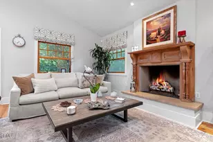 1866 Las Lunas St, Pasadena, CA 91107 - Photo 30
