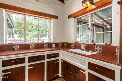 2300 El Moreno Street, La Crescenta, CA 91214 - Photo 16