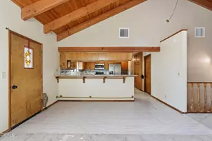 963 Jungfrau Dr, Crestline, CA 92325 - Photo 12
