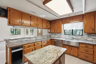 963 Jungfrau Dr, Crestline, CA 92325 - Photo 14