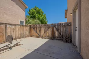 38519 37th St, Palmdale, CA 93550 - Photo 74
