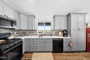 22422 Roundup Way, Apple Valley, CA 92308 - Photo 6
