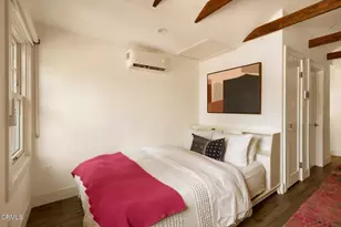 1677 N Sierra Bonita Ave, Pasadena, CA 91104 - Photo 16