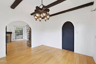 3911 De Longpre Ave, Los Angeles, CA 90027 - Photo 16