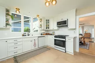 1014 N Marengo Ave, Pasadena, CA 91103 - Photo 12