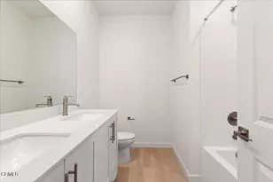 23744 Orange Blossom Dr, Santa Clarita, CA - Photo 32