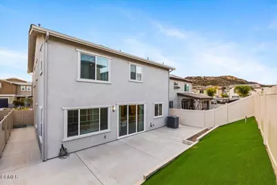 23744 Orange Blossom Drive, Santa Clarita, CA  - Photo 36