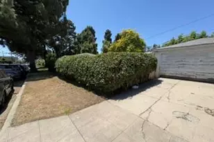 1946 Granville Ave, Los Angeles, CA 90025 - Photo 6