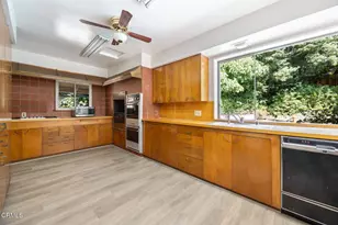 1090 Busch Garden Ct, Pasadena, CA 91105 - Photo 14
