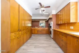 1090 Busch Garden Ct, Pasadena, CA 91105 - Photo 12