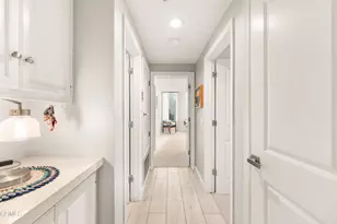 880 W 1st St, Los Angeles, CA 90012 - Photo 26