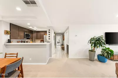 880 W 1st Street #302, Los Angeles, CA 90012 - Photo 10