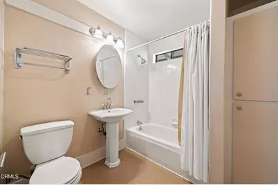 6158 Oak Crest Way, Los Angeles, CA 90042 - Photo 32