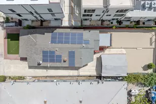 6158 Oak Crest Way, Los Angeles, CA 90042 - Photo 10
