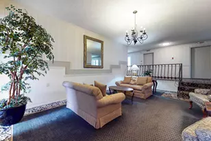 420 S Madison Ave, Pasadena, CA 91101 - Photo 2