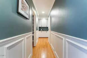 2060 E Altadena Dr, Altadena, CA 91001 - Photo 20